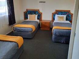 Pembrooke Motor Lodge