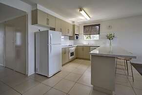 Albacore Apartments