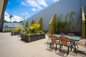 Albacore Apartments