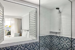 The Beachcomber Hotel & Resort, an Ascend Collection Resort