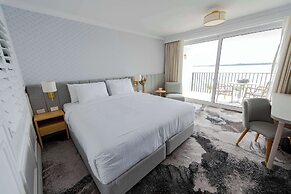 The Beachcomber Hotel & Resort, an Ascend Collection Resort