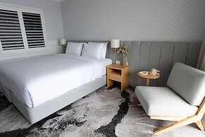 The Beachcomber Hotel & Resort, an Ascend Collection Resort