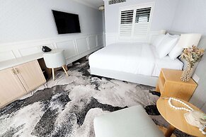 The Beachcomber Hotel & Resort, an Ascend Collection Resort
