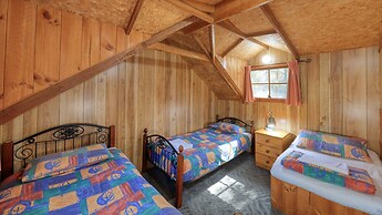 Crayfish Creek Van & Cabin Park