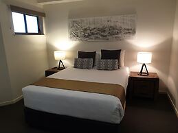 Rovera Apartments