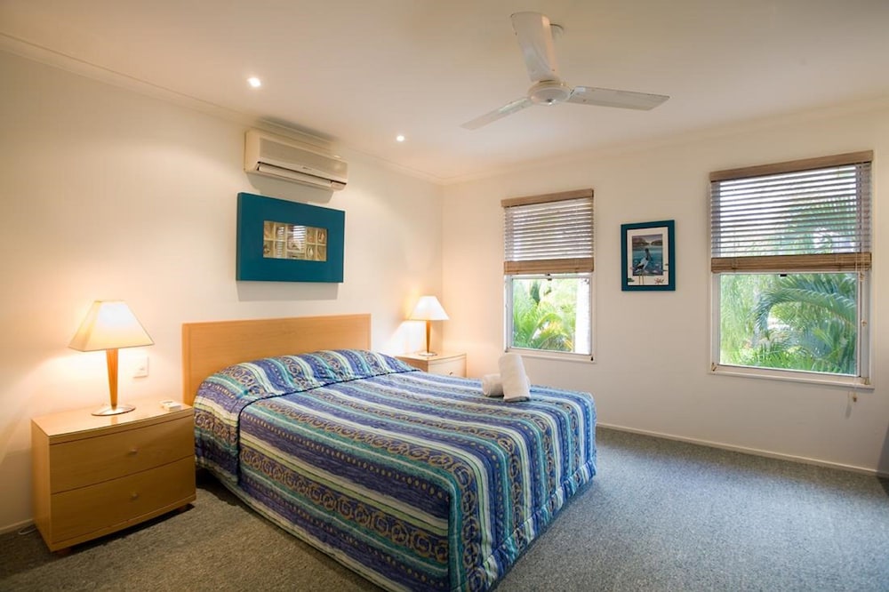 Skippers Cove Waterfront Resort