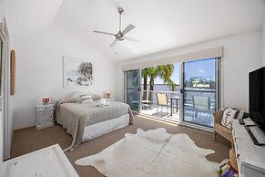 Skippers Cove Waterfront Resort