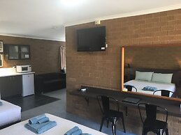 Camellia Motel