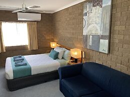 Camellia Motel