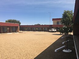 Camellia Motel