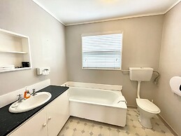Mount Eden Motel