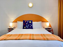Mount Eden Motel
