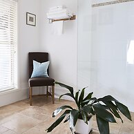 Rosby Guesthouse