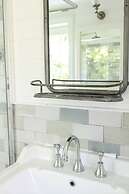 Bangalow Guesthouse