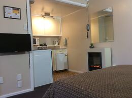 AAA Marlin Motel