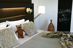 Tonic Hotel