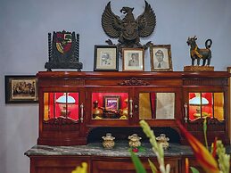Hotel Tugu Blitar