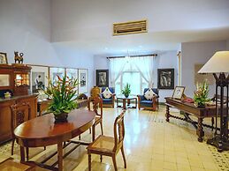 Hotel Tugu Blitar