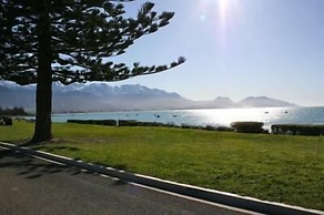 Seaview Motel
