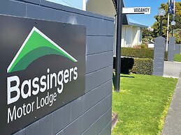 Bassingers Motor Lodge