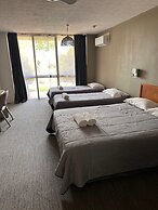 Hervey Bay Hotel & Resort