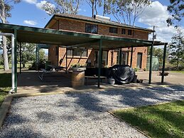 Hunter Homestead