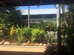 Paraway Motel