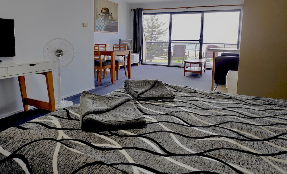 Beachhouse Mollymook