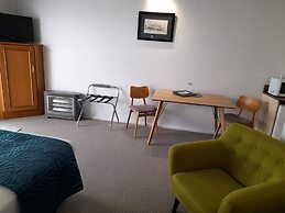Lake Matheson Motel