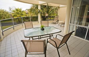 Apollo Apartments