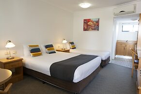 Rockpool Motor Inn