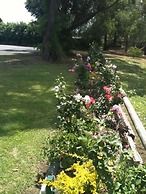 Wayfarer Motel