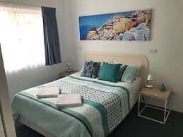 Mollymook Aquarius Apartments