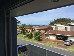 Mollymook Aquarius Apartments