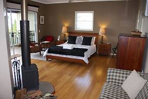 At Sunrise Cottages