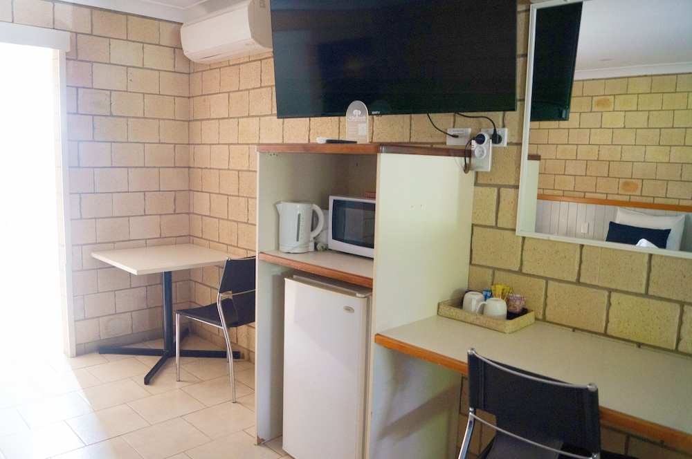 Jacaranda Country Motel