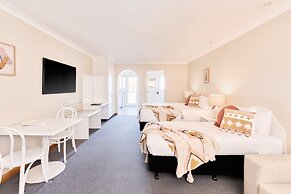 Harbourview House