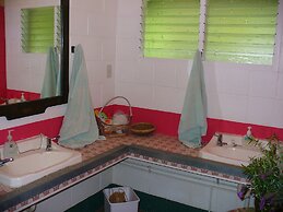 Pagoda Lodge