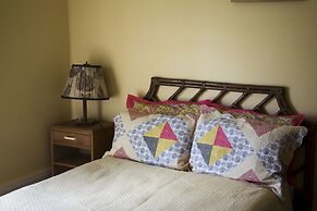 Pagoda Lodge