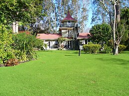 Pagoda Lodge