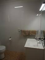 Cobar Town and Country Motor Inn