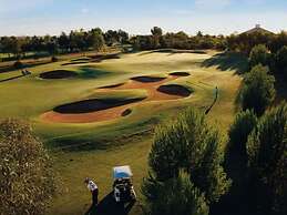 Murray Downs Resort