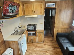 Warrnambool Motel and Holiday Park