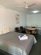 Shady Rest Motel