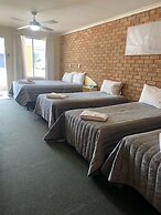 Shady Rest Motel
