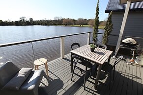Crittenden Lakeside Villas