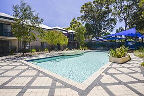 Leeuwin Apartments