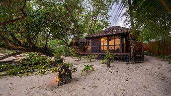 Barrier Beach Resort