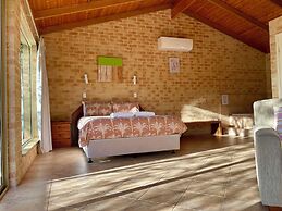 Spring Bay Villas