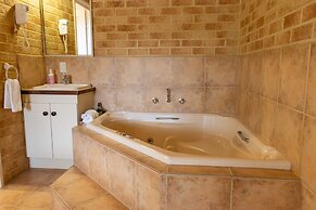 Spring Bay Villas